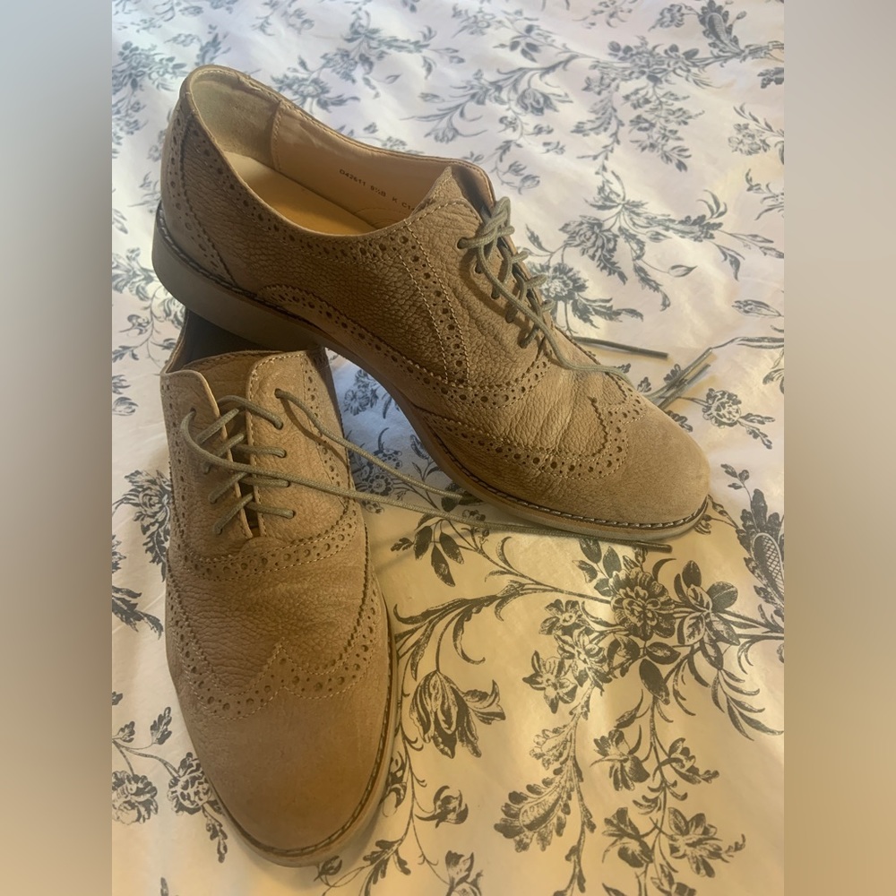 Gorgeous light taupe Cole Haan leather oxfords